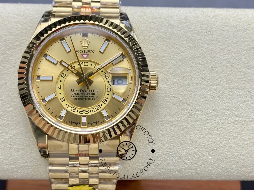 Rolex Sky-Dweller m336938-0004 Yellow Gold Champagne Dial 42mm Mens Replica Watch - QualitySwissReplica