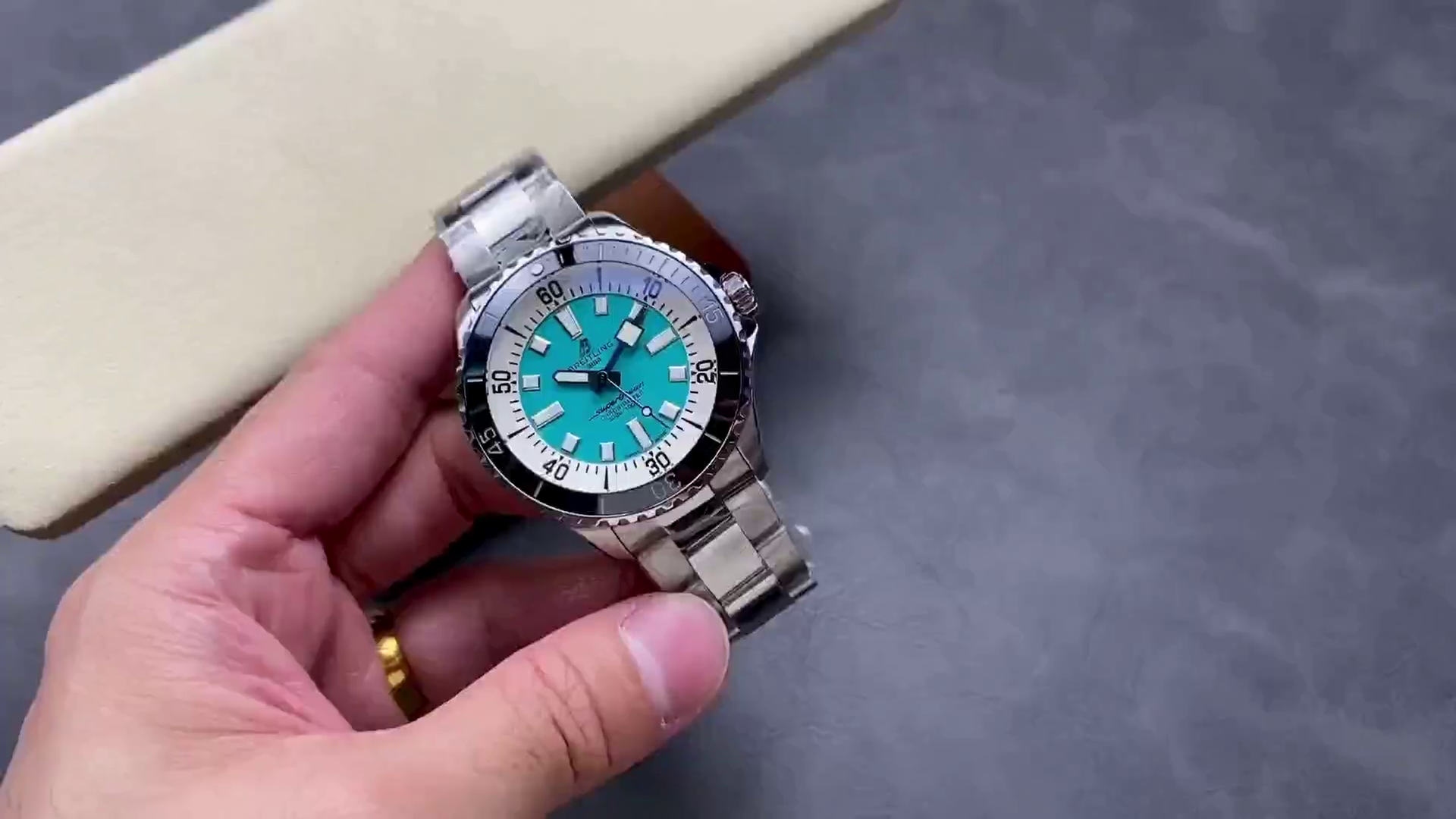 Breitling Superocean Automatic 44 A17376211L2A1 1:1 Clone Luxury Diver Men's Watch - QualitySwissReplica