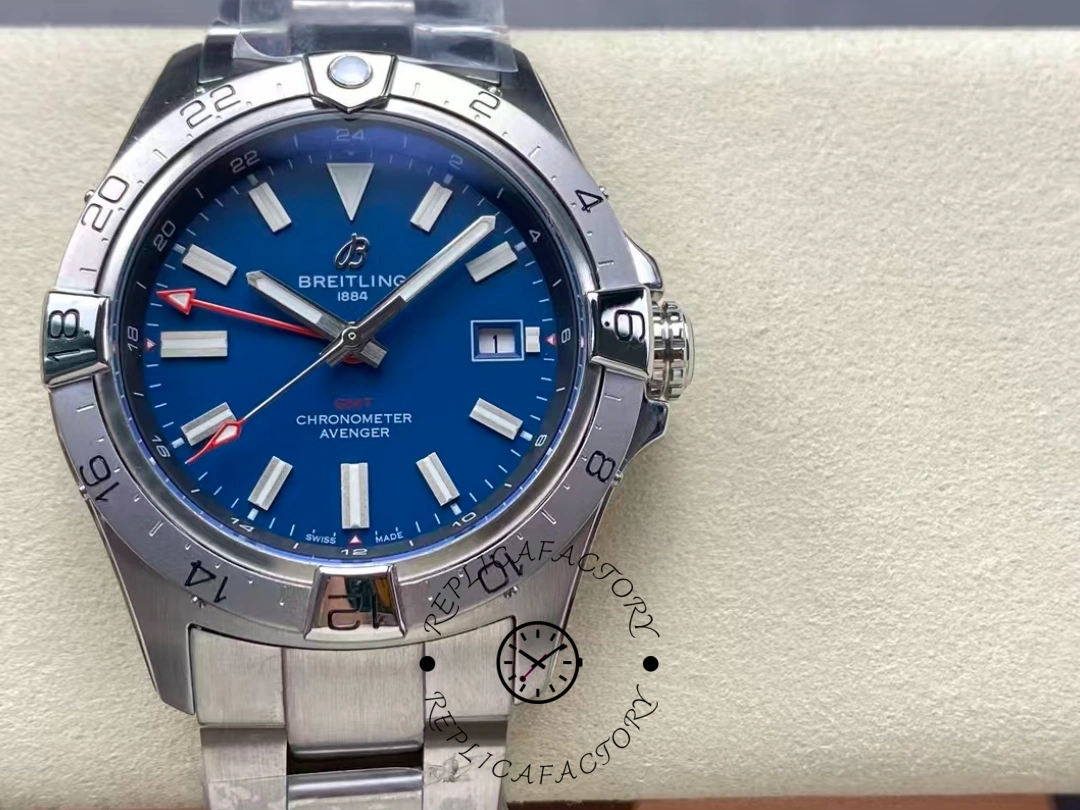 Breitling Avenger Automatic GMT A32320101C1A1 44mm Replica - QualitySwissReplica