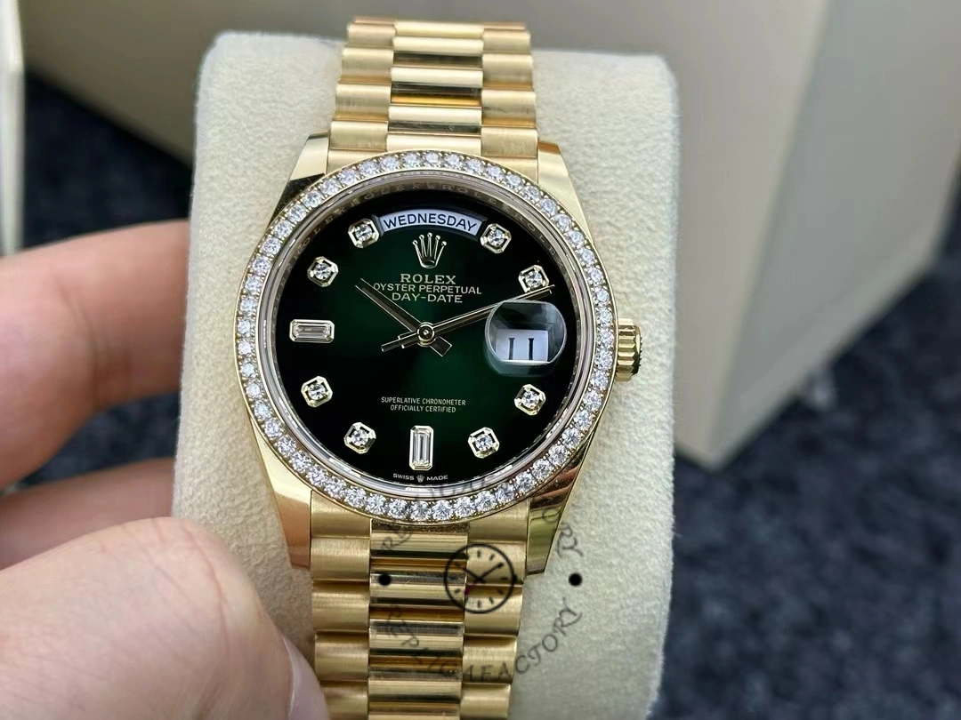 Rolex Day-Date 128348RBR Green Ombre Diamond Dial Yellow Gold 36MM Unisex Replica Watch - QualitySwissReplica