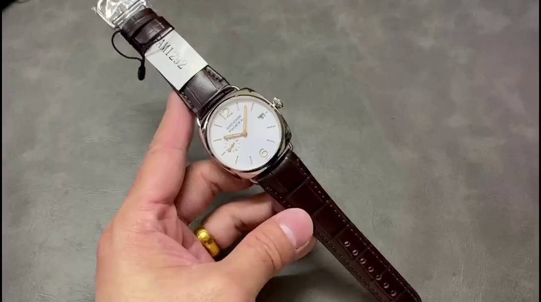 Panerai PAM01292 Radiomir Quaranta 40 Stee Replical Arabic White Dial - QualitySwissReplica