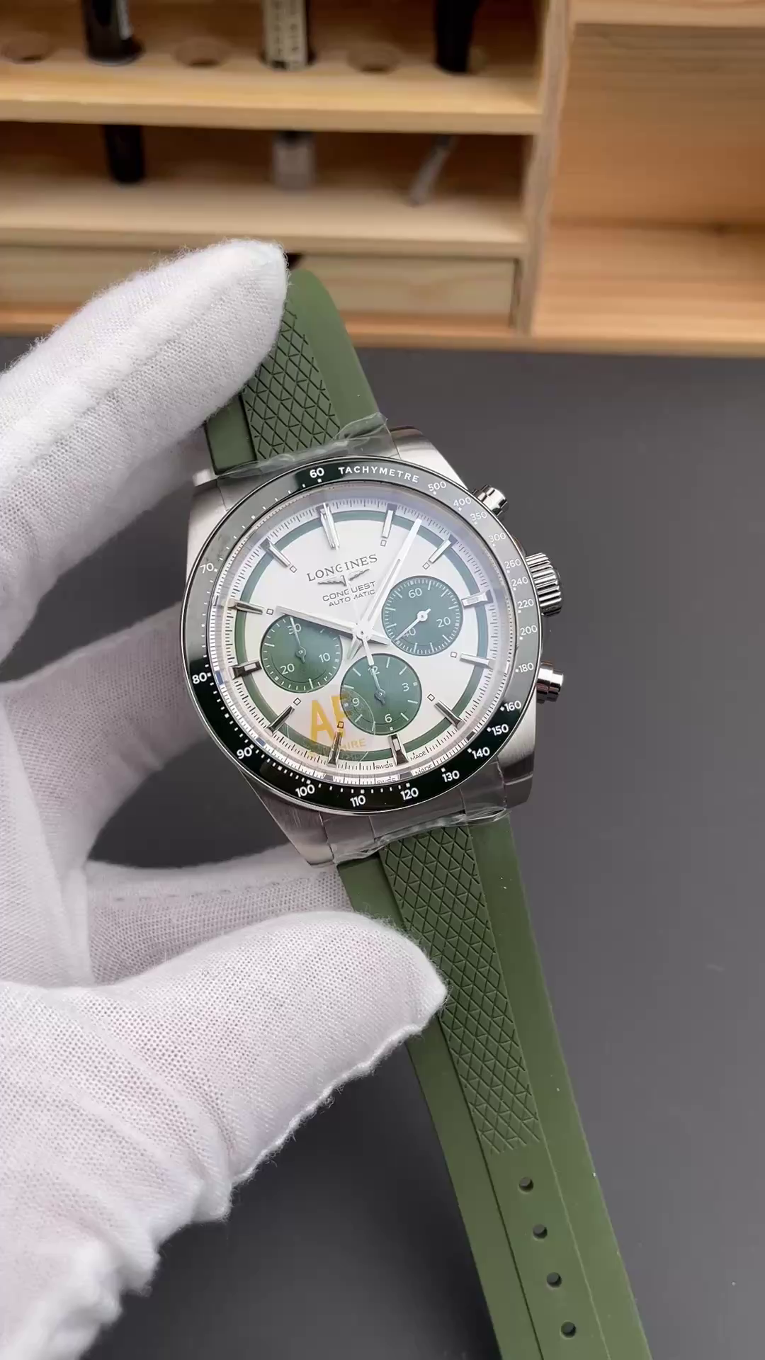 Longines Conquest L3.835.4.02.9 42 Silver - Green Dial 1:1 Clone Chronograph - QualitySwissReplica