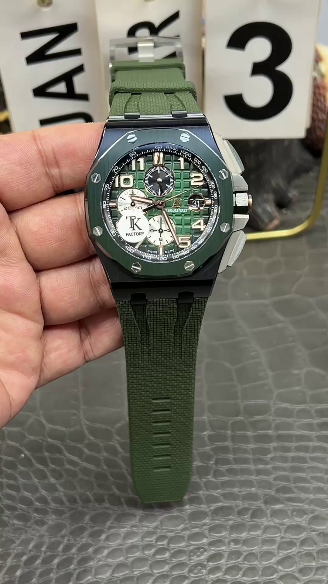 AP Royal Oak Offshore 44mm Green Dial 26405CE.OO.A056CA.01 1:1 Clone Chronograph - QualitySwissReplica