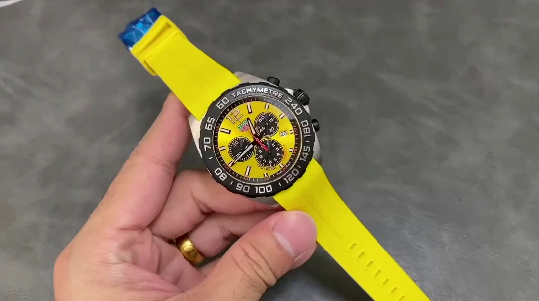 TAG Heuer Formula 1 Chronograph Yellow Dial CAZ101AM.FT8054 Quartz - QualitySwissReplica