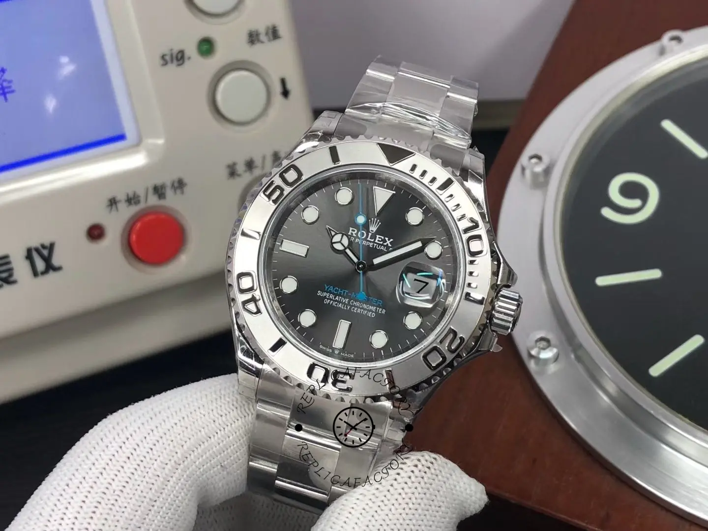 Rolex Yacht-Master 126622-0001 Platinum Bezel Dark Rhodium Grey Dial 40MM Mens Replica Watch - QualitySwissReplica