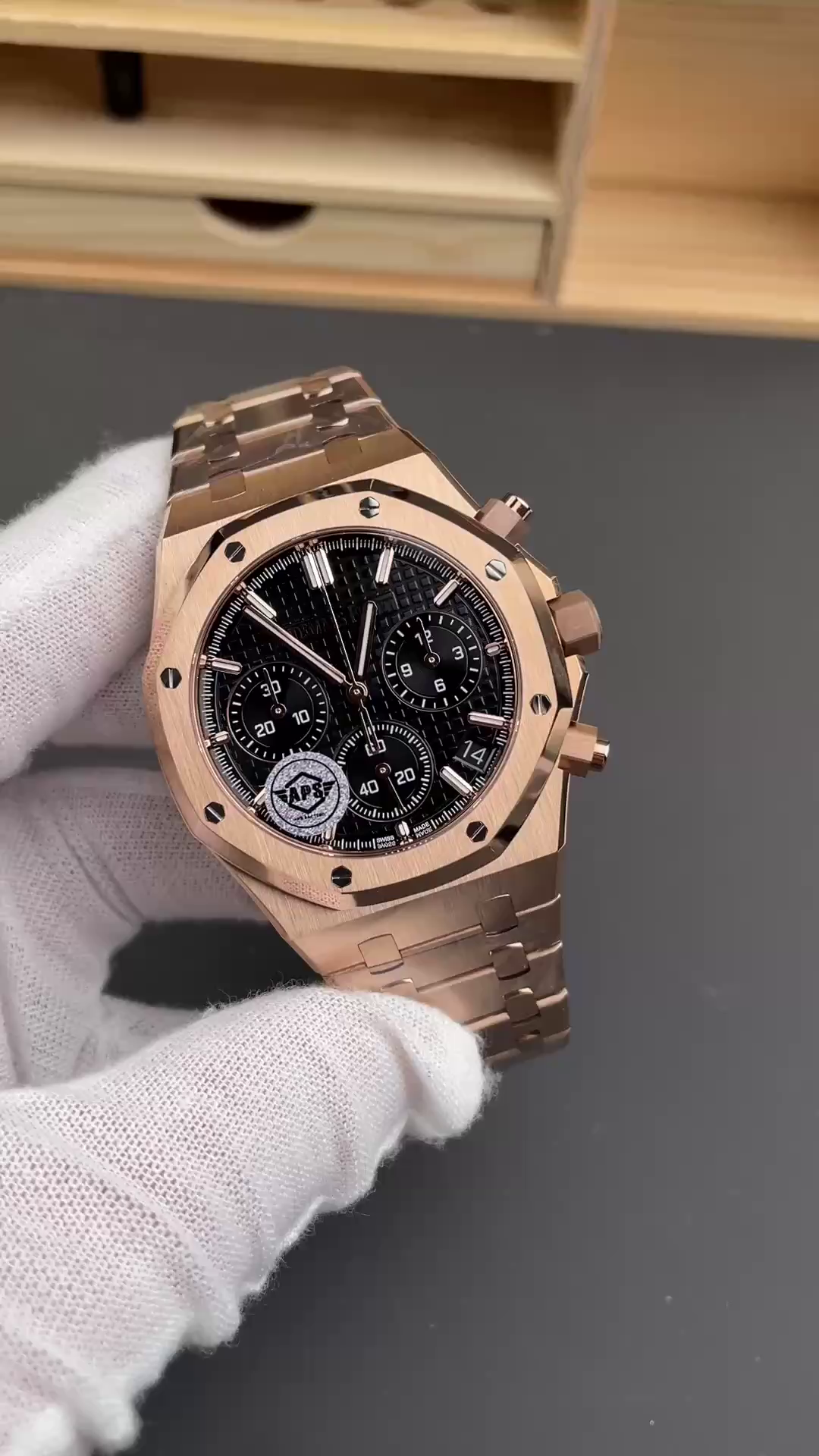 AP Royal Oak 26240OR.OO.1320OR.06 Chronograph 41 mm Black Dial 1:1 Clone - QualitySwissReplica