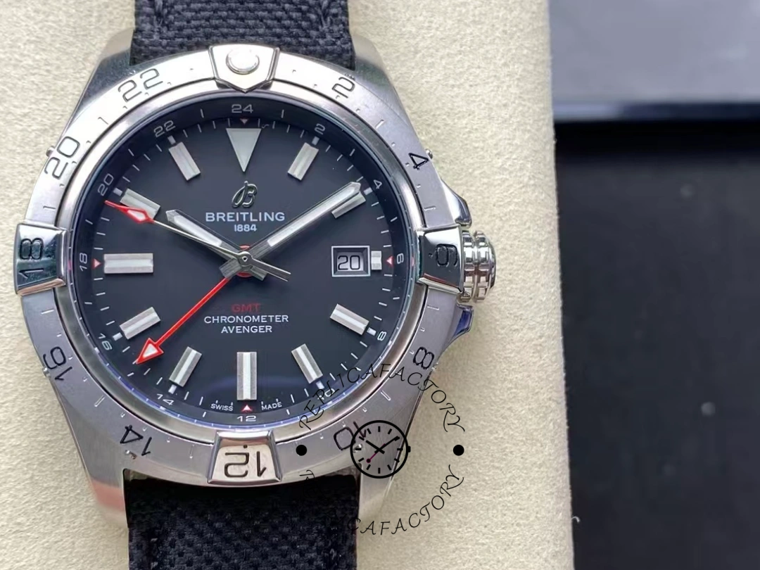 Breitling Avenger GMT 44MM Red Pointer A32320101B1X1 Replica - QualitySwissReplica