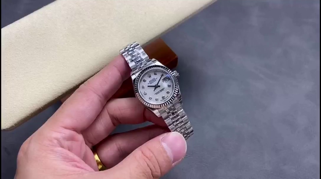 Rolex Datejust 279174 Stainless Steel Mother Of Pearl Diamond Dial 28mm Lady Replica Watch - QualitySwissReplica