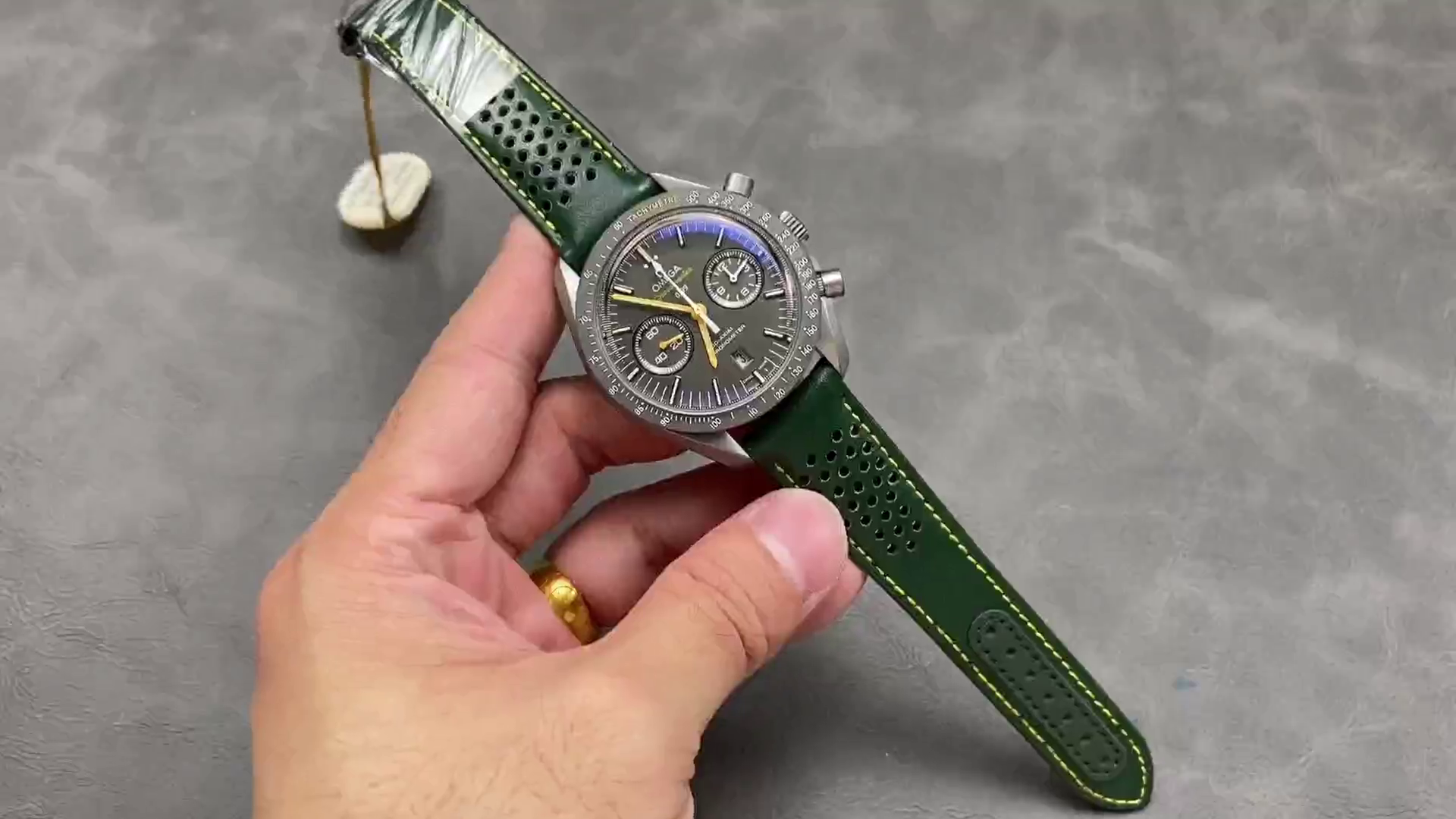 Omega Speedmaster Grey Side of the Moon 44.25MM 311.92.44.51.99.001 Replica - QualitySwissReplica