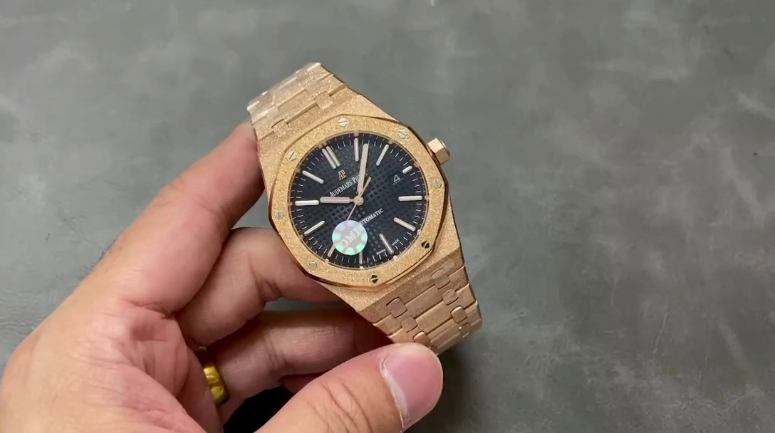 AP 15454OR.GG.1259OR.01 Royal Oak Replica Frosted Rose Gold 37 Black Dial - QualitySwissReplica