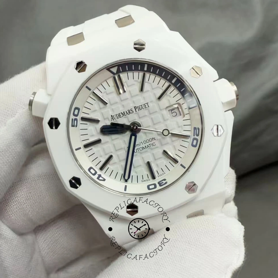AP Royal Oak Offshore Diver 42 White Rubber 15707CB.OO.A010CA.01 Replica - QualitySwissReplica