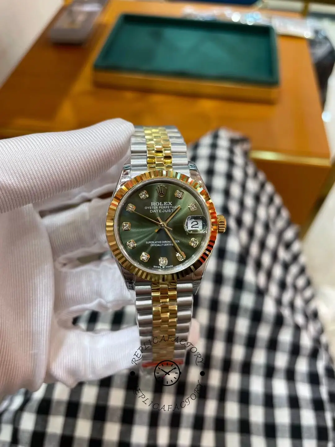 Rolex Datejust 31mm Stainless Steel and Yellow Gold 278273 0030 Green Jubilee - QualitySwissReplica