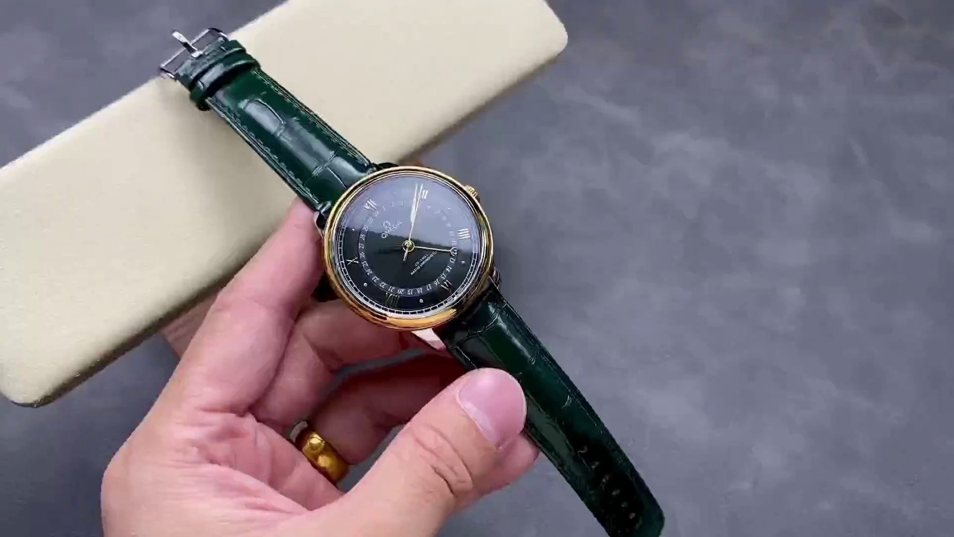 Omega De Ville Prestige 42mm 434.23.42.22.10.001 Men's Replica Watch - QualitySwissReplica