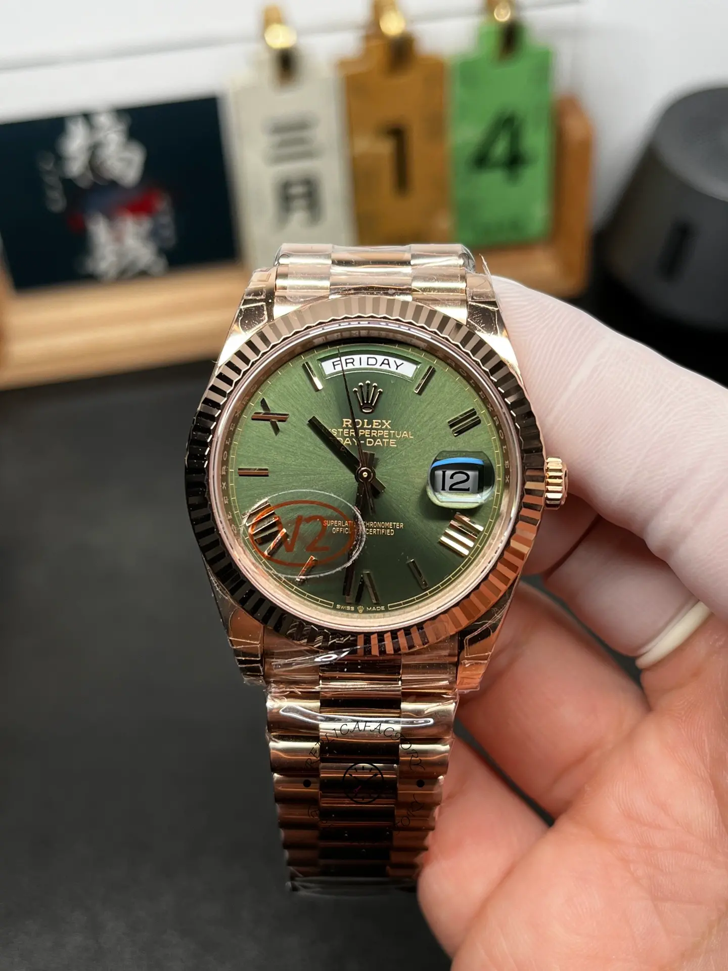 Rolex Day Date 40 18k Everose Gold Olive Green Dial m228235 0025 40mm - QualitySwissReplica