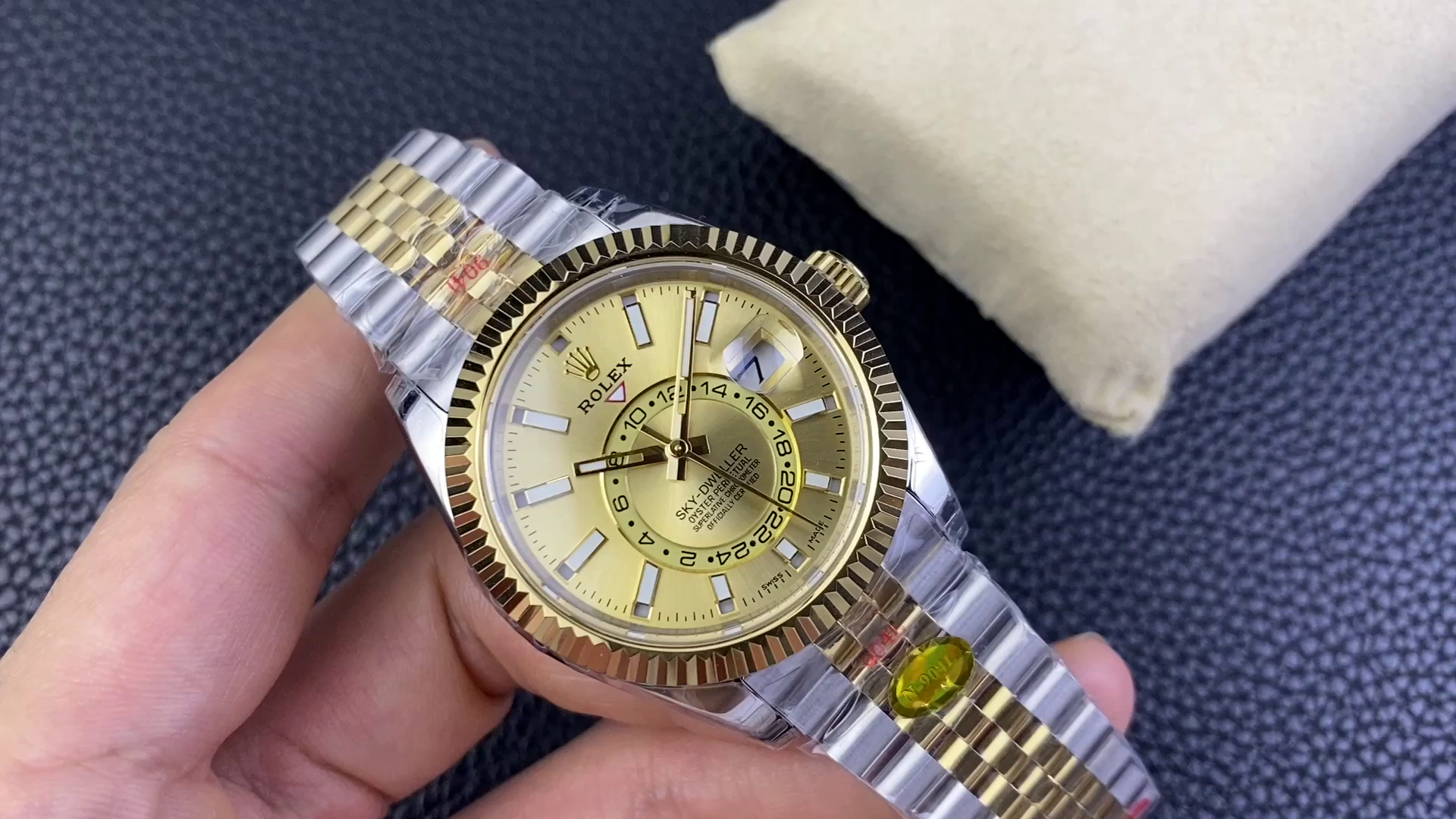 Rolex Sky Dweller 42mm Champagne Dial Stick Markers Jubilee M336933 0002 Men's Watch - QualitySwissReplica
