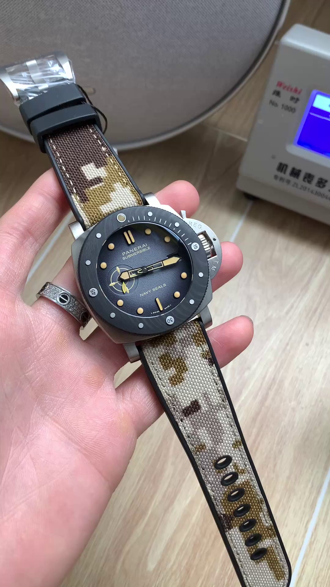 Panerai Luminor Submersible Navy SEALs Titanio PAM01669 Replica 47mm Carbotech - QualitySwissReplica