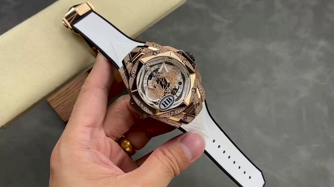 Hublot Big Bang 418.OX.2001.RX.1604.MXM20 45 mm Mens - QualitySwissReplica