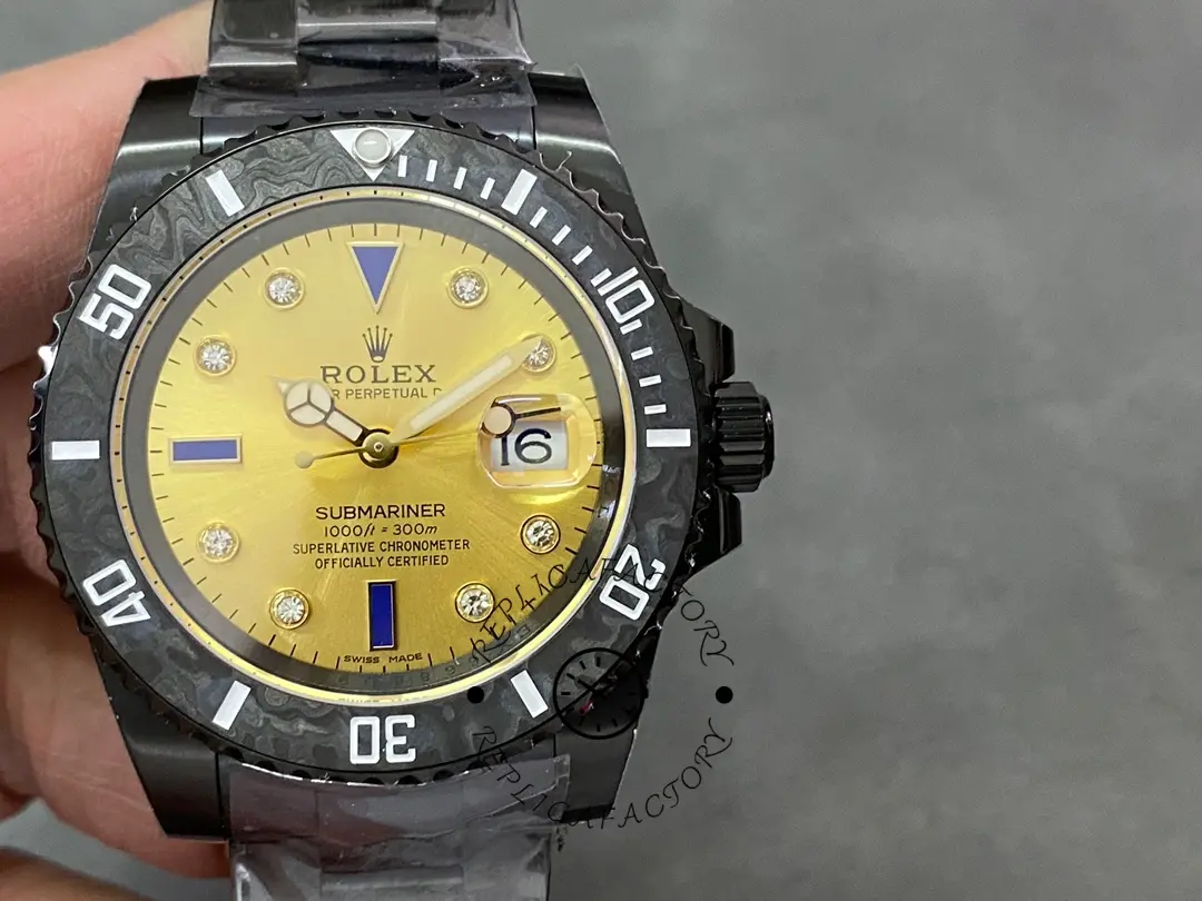 Rolex Submariner Diw 116610 PVD-DLC Stainless Steel Carbon Fiber Bezel Champagne Dial - QualitySwissReplica