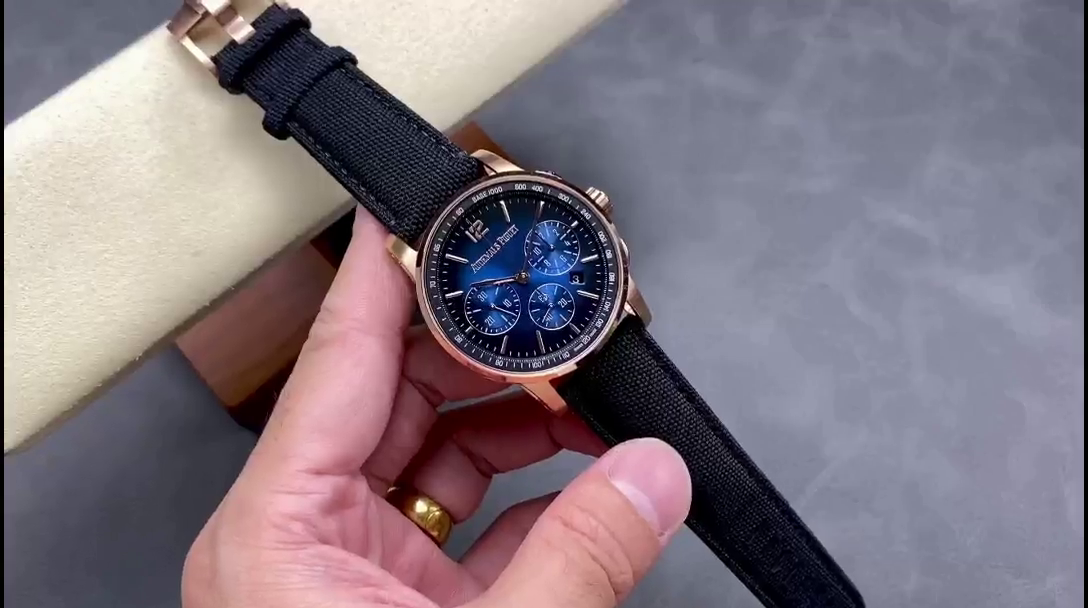 AP CODE 11.59 41 Automatic Smoked Blue Dial 26393OR.OO.A002KB.03 Replica - QualitySwissReplica