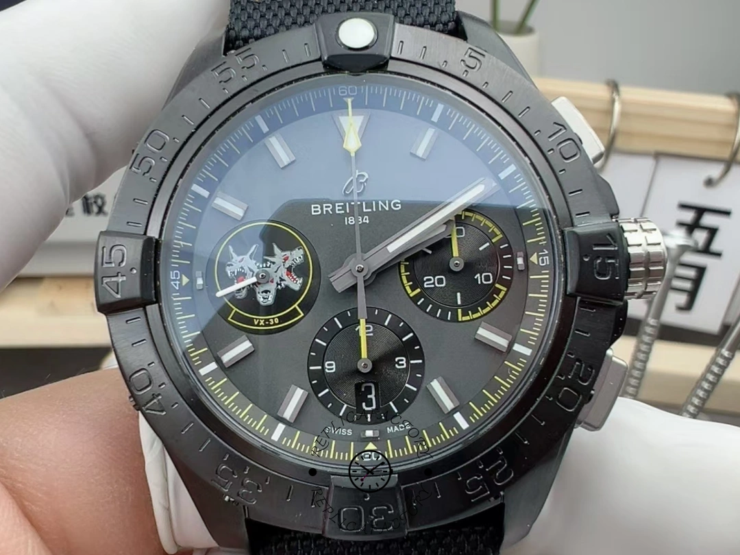 Breitling Avenger B01 Chronograph 44mm SB01472A1B1X1 Replica - QualitySwissReplica