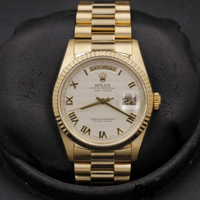 Rolex Day-Date 118238 Ivory Dial Fluted Bezel 36mm Unisex Replica Watch - QualitySwissReplica