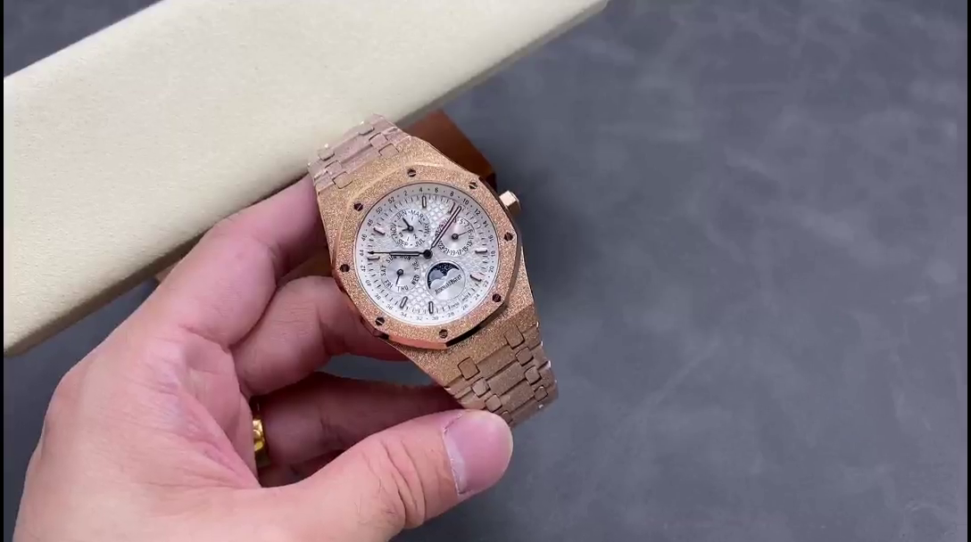 AP Royal Oak 1:1 Clone Perpetual Calendar 41 26574OR.OO.1220OR.01 Frosted Rose Gold - QualitySwissReplica