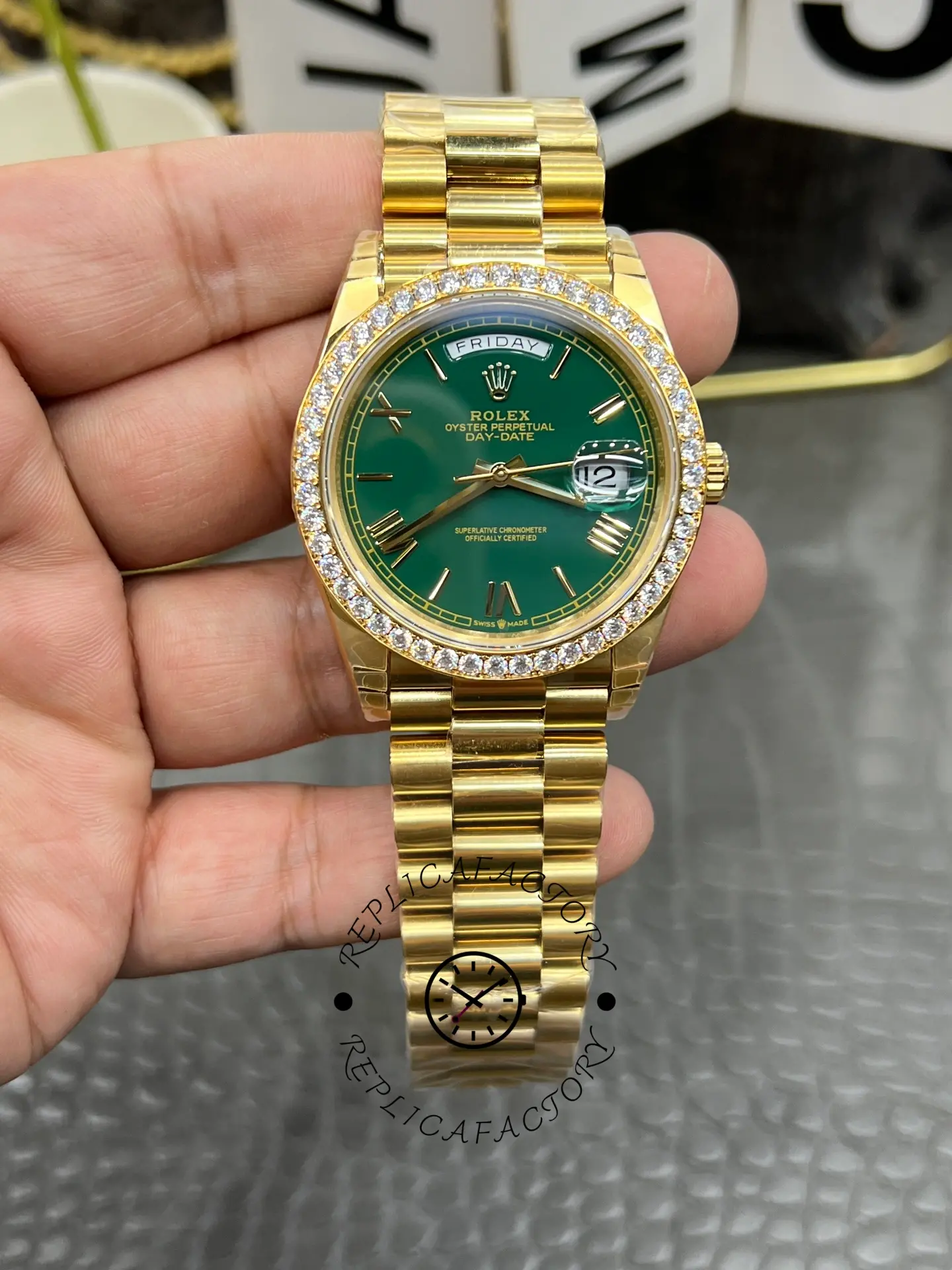 Rolex Day Date 40 18K Yellow Gold Green Dial Diamond Bezel M228348RBR 0040 Men's Watch - QualitySwissReplica