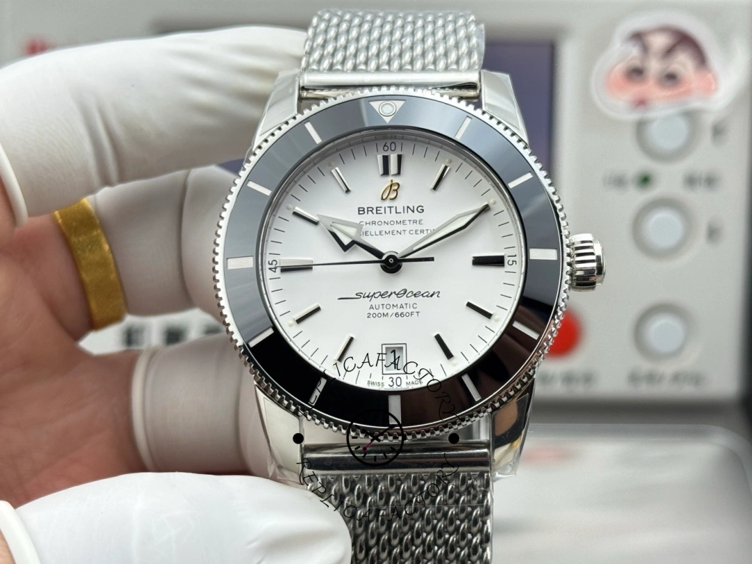 Breitling Superocean Heritage 46 Chronometer Silver Dial AB202012/G828/152A Replica - QualitySwissReplica