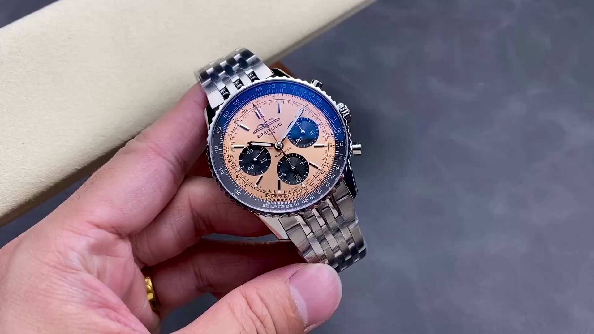 Breitling Navitimer Chronograph AB0138241K1A1 43mm Replica - QualitySwissReplica