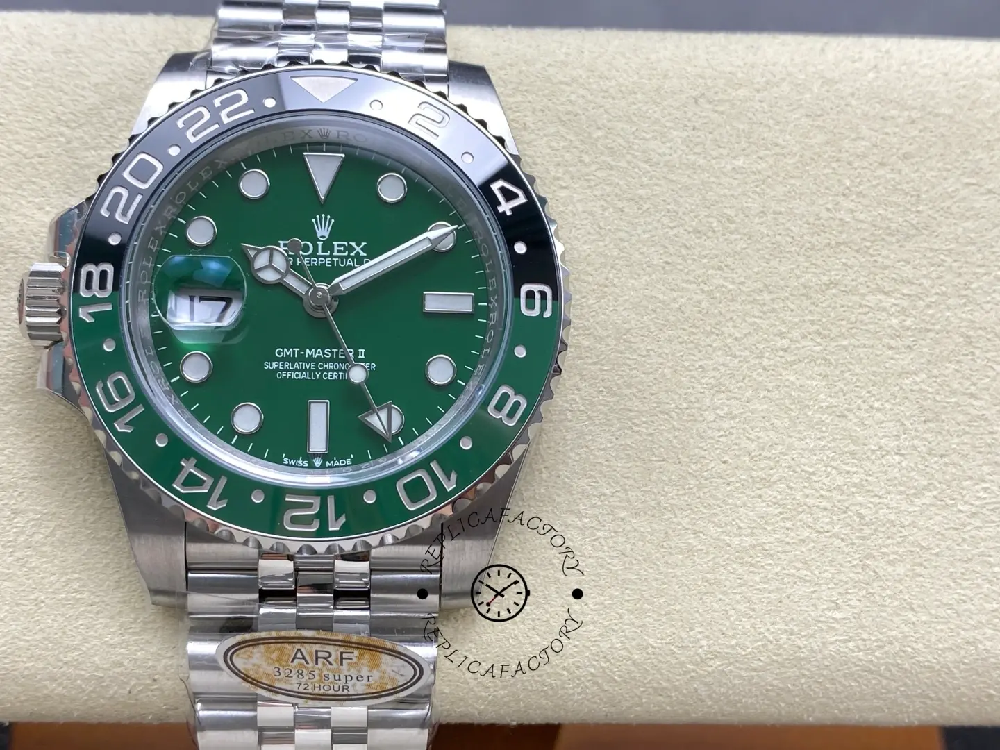 Rolex GMT Master II Green Dial M126729VTNR 0002 1:1 Clone Jubilee Bracelet Watch - QualitySwissReplica