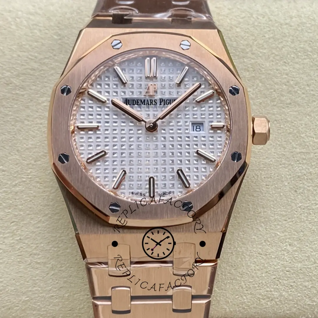 AP Royal Oak Rose Gold 67650OR.OO.1261OR.01 Replica 33 Silver Dial - QualitySwissReplica