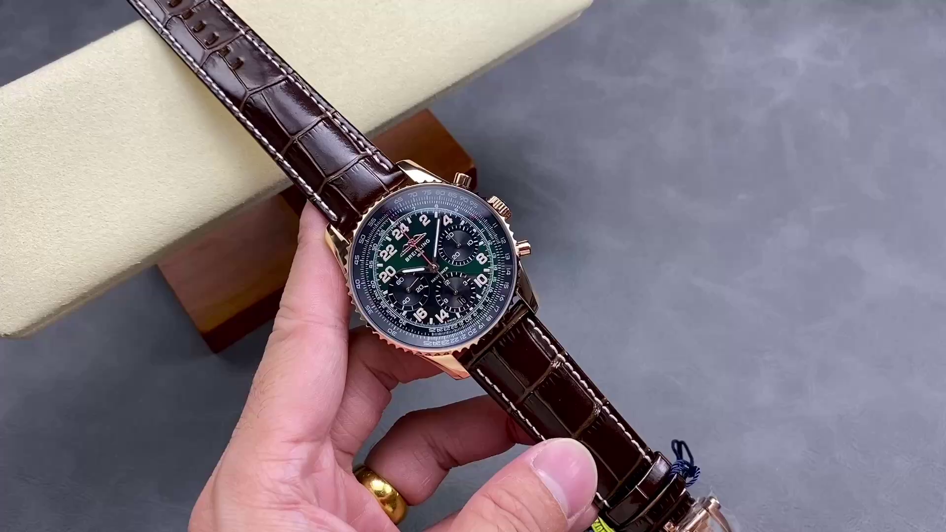 Breitling Navitimer B12 Chronograph 41 RB12302A1L1P1 Brown Strap Replica - QualitySwissReplica