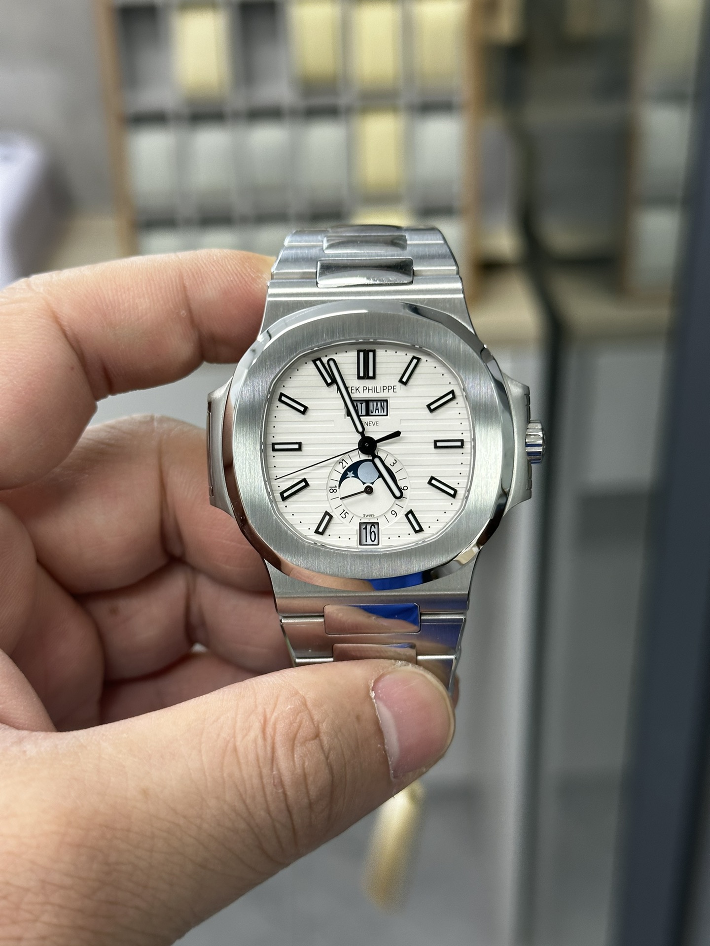 Patek Philippe Nautilus Annual Calendar White Dial 5726 1A 010 - QualitySwissReplica