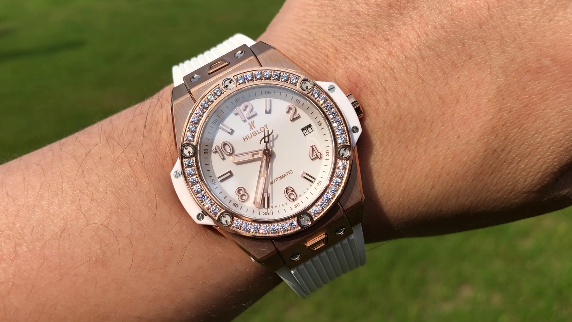 1:1 Clone Hublot Big Bang 465.OE.2080.RW.1204 One Click 39 Diamond-Set - QualitySwissReplica