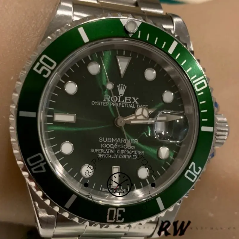 Rolex Submariner 16610 Stainless Steel Refinished Green Dial 40mm Mens Replica Watch - QualitySwissReplica