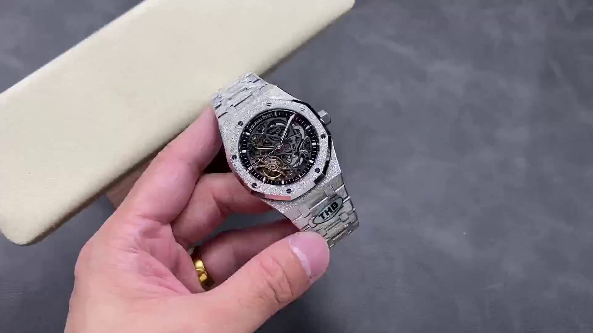 AP Royal Oak Double Balance Wheel Openworked 1:1 Clone Frosted 15407BC.GG.1224BC.01 - QualitySwissReplica