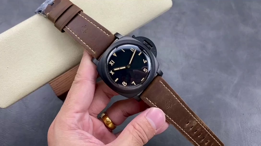 Panerai Luminor 1950 1:1 Clone Titanio DLC 47mm PAM00629 Brown Leather Strap - QualitySwissReplica