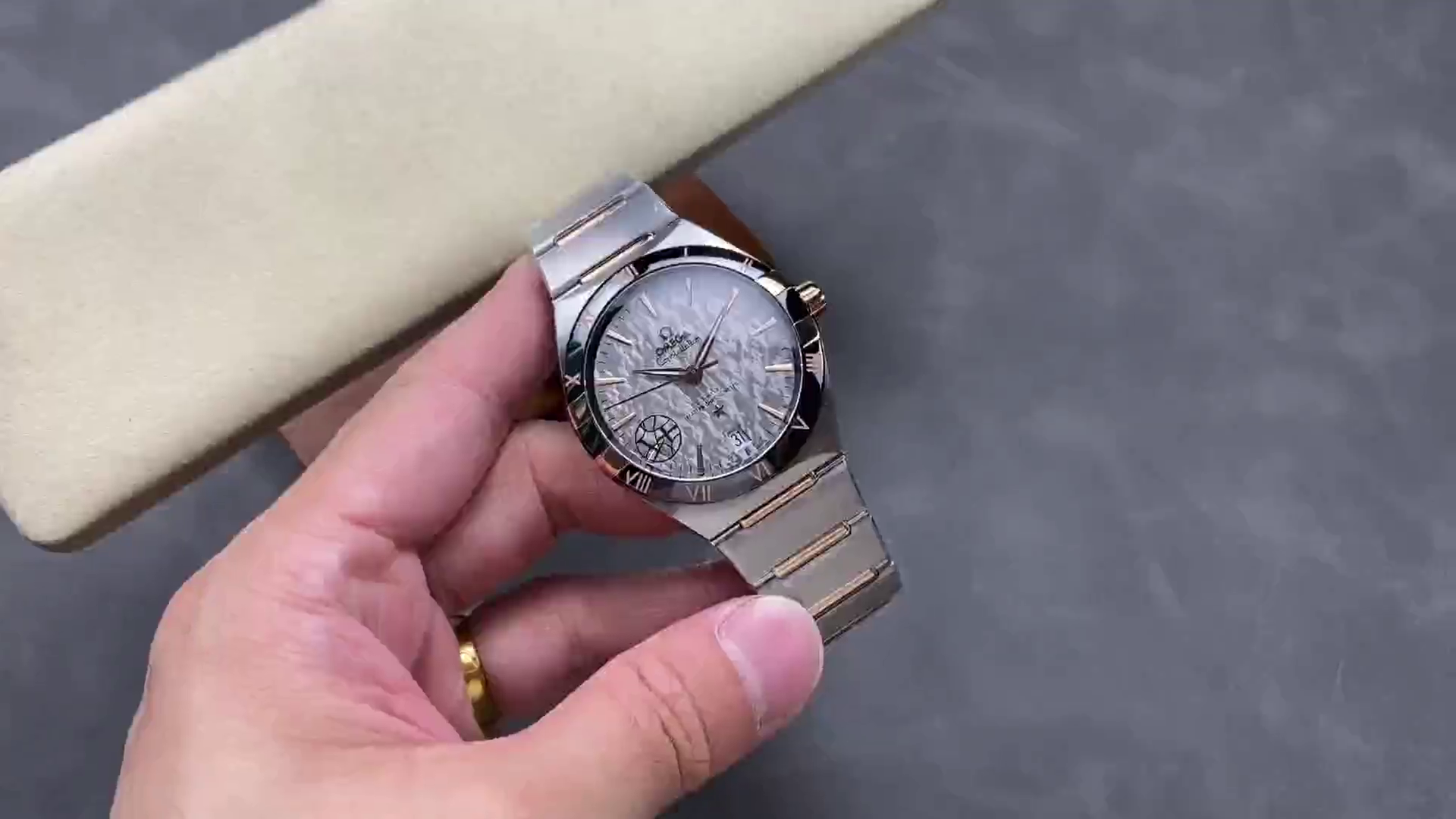 Luxury Omega Constellation 131.23.41.21.06.001 Replica Steel & Rose Gold 41mm Watch - QualitySwissReplica