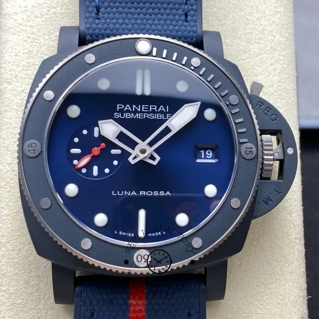 Panerai PAM01466 Submersible QuarantaQuattro Luna Rossa Replica Blue Dial Bi-Material Strap - QualitySwissReplica