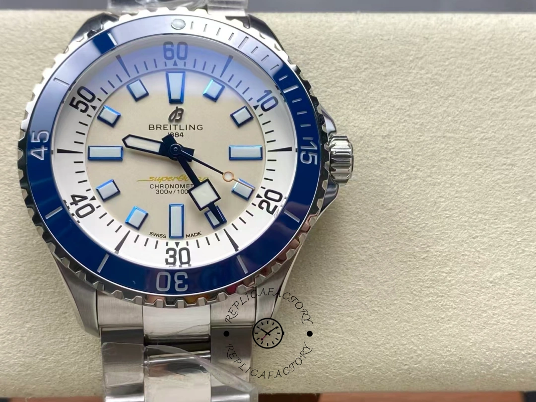 Breitling Superocean Automatic 42 1:1 Clone A17375E71G1A1 Steel Bracelet Men's Watch - QualitySwissReplica