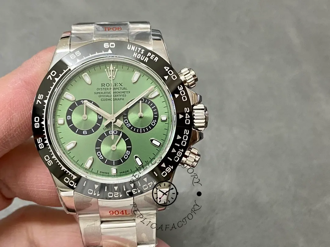 Rolex Daytona Platinum Green Dial Ceramic Bezel LNIB 126506 40mm Stainless Steel Men's Watch - QualitySwissReplica