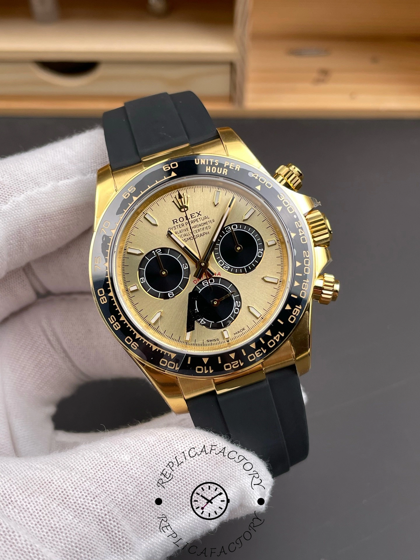Replica Rolex Cosmograph Daytona 126518LN 0012 - QualitySwissReplica
