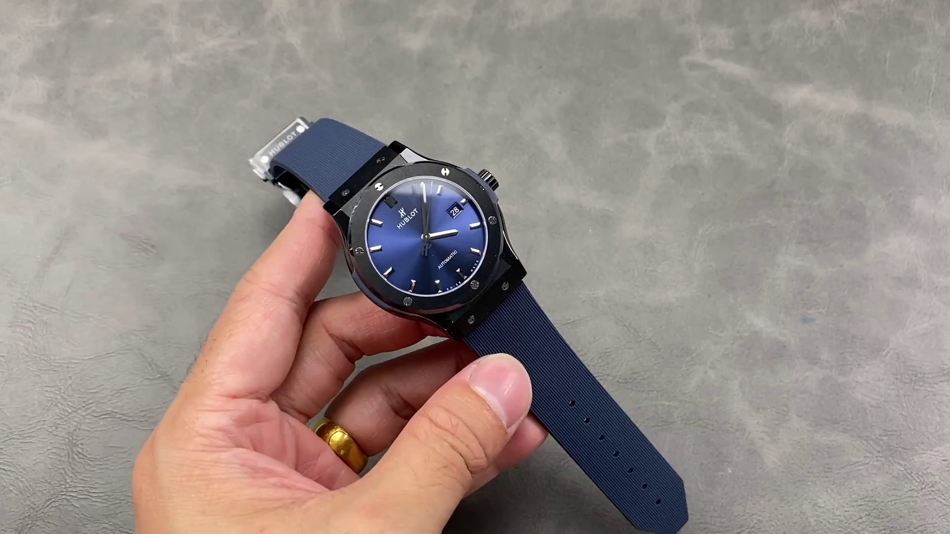 1:1 Clone Hublot Classic Fusion Ceramic 542.CM.7170.RX 42mm - QualitySwissReplica