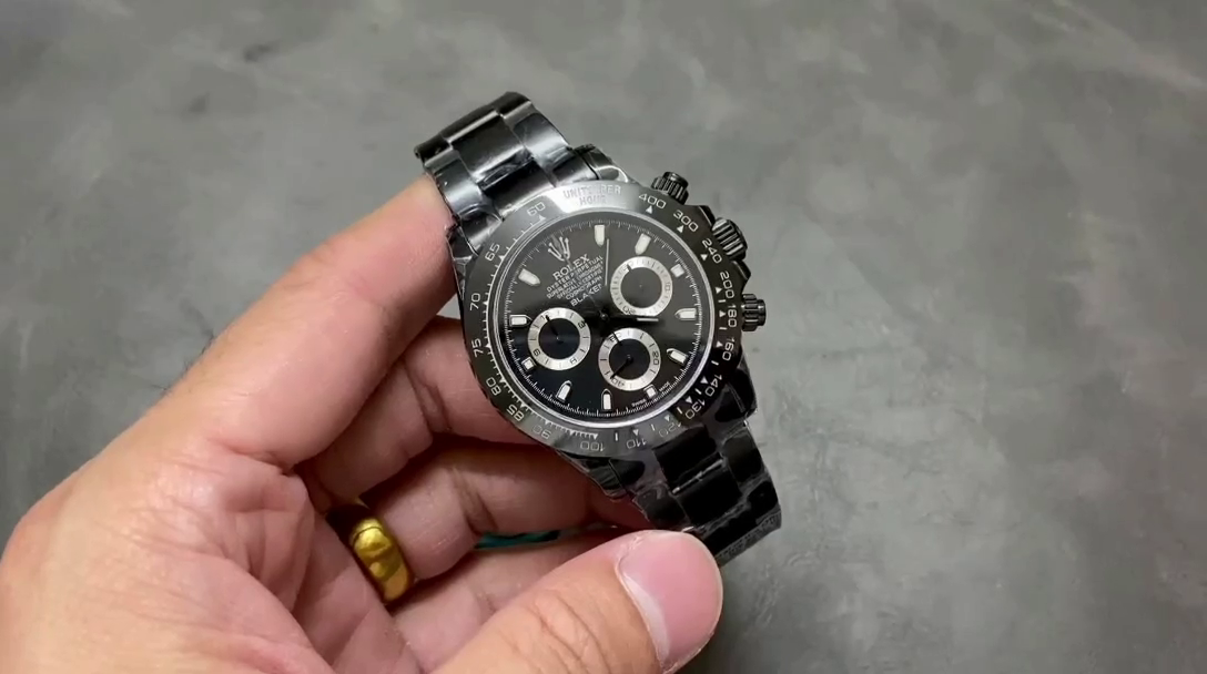 Rolex Cosmograph Daytona 116500LN Carbon Black Coated Limited Edition Watch - QualitySwissReplica