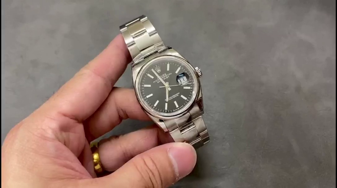 Rolex Datejust 126200 Stainless Steel Black Dial 36MM Unisex Replica Watch - QualitySwissReplica