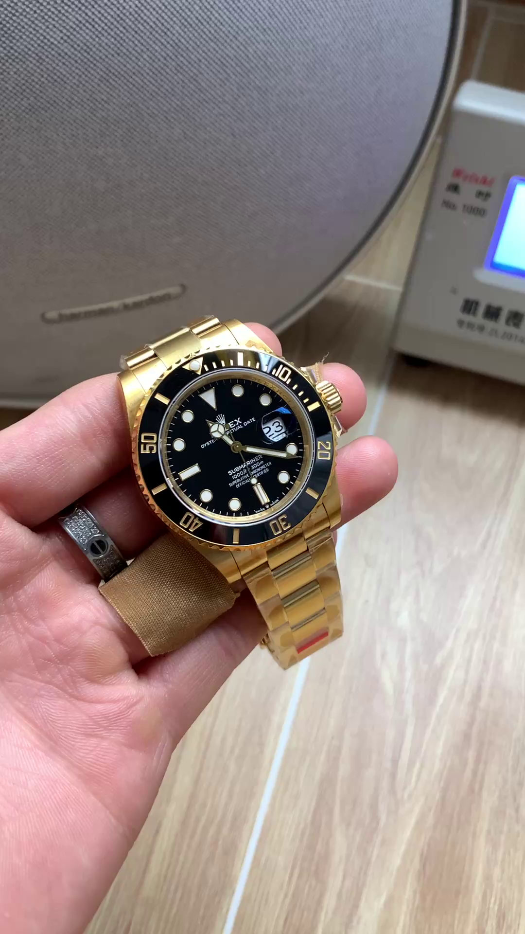 Rolex Submariner 126618LN Yellow Gold Black Dial 41mm Mens Replica Watch - QualitySwissReplica