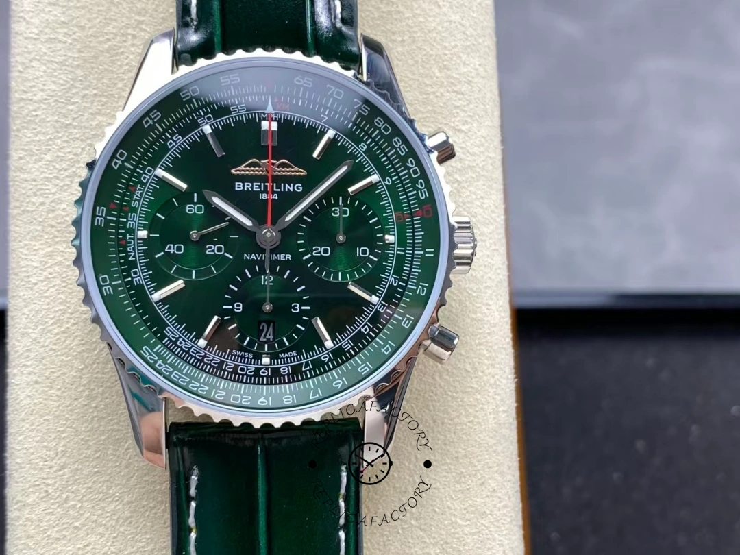 Breitling Navitimer B01 Chronograph AB01382B1L1P1 43mm Green Strap Replica - QualitySwissReplica