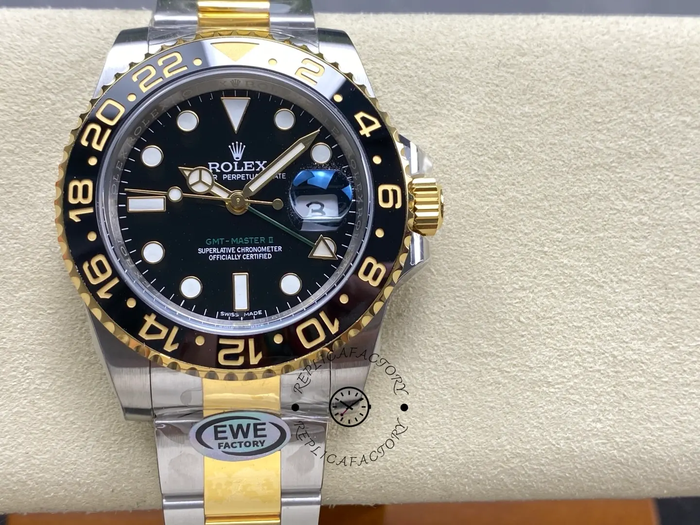 Rolex GMT-Master II 116713LN stainless steel case Black Dial 40mm Mens Replica Watch - QualitySwissReplica