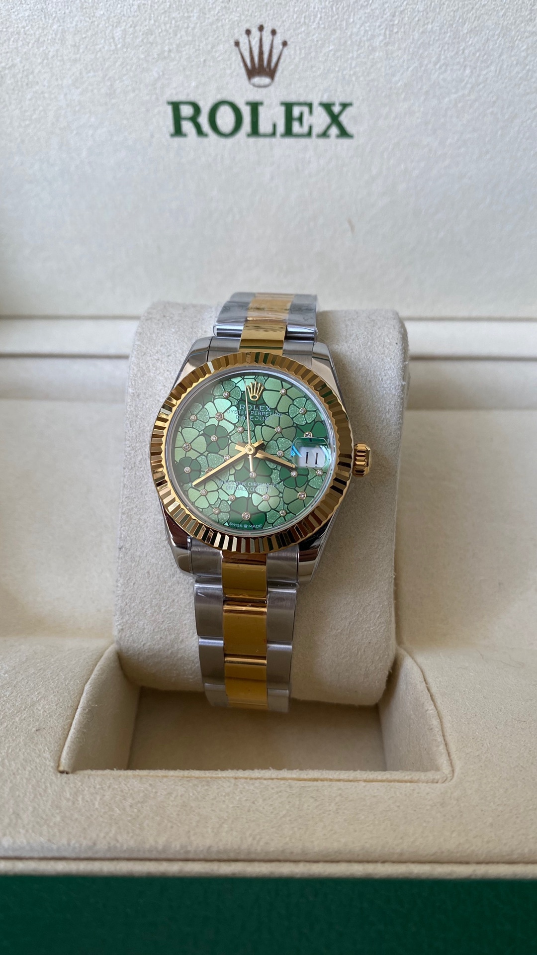 Rolex Datejust 31 Yellow Gold Olive Green Floral Motif Diamond Dial m278273 0031 - QualitySwissReplica