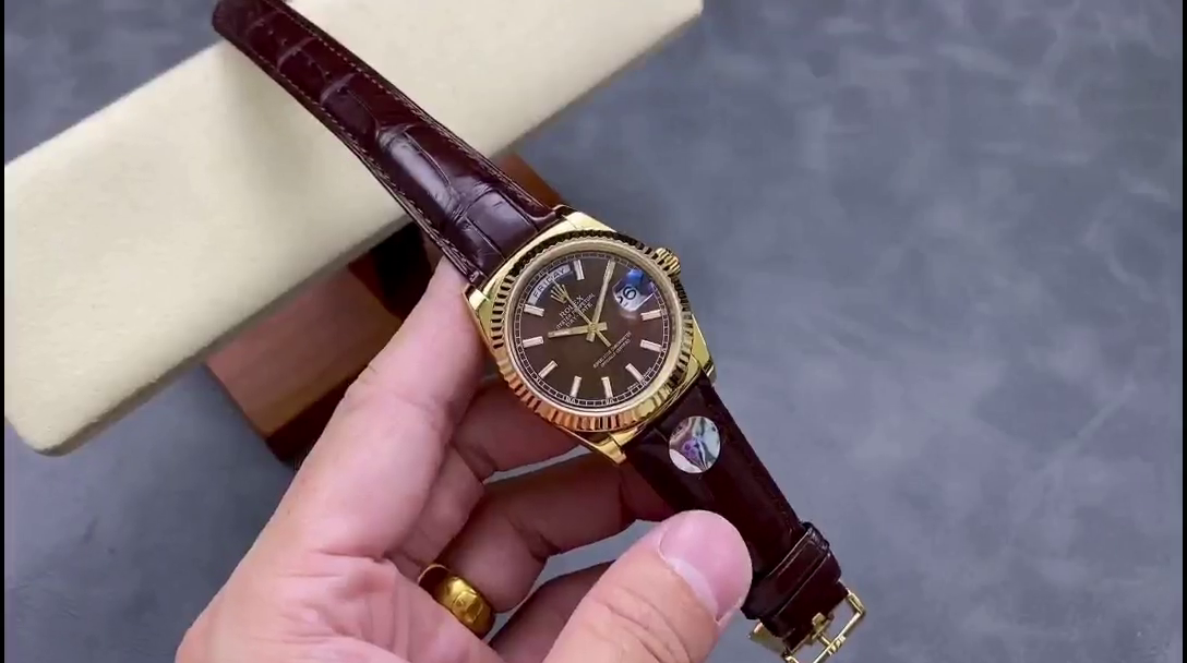 Rolex Day Date 36 Yellow Gold Chocolate Dial 118138 0005 Leather Watch - QualitySwissReplica